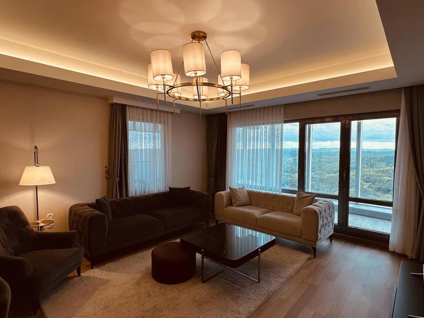 Luxurious In Apartament *